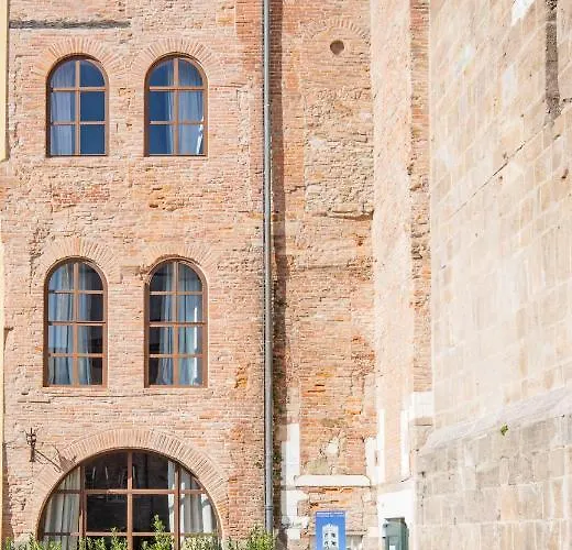 Casa del Campanaro centro storico di Lucca dentro le mura