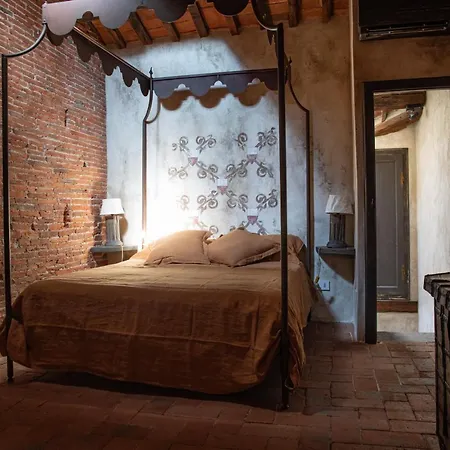 Casa Del Campanaro Centro Storico Di Lucca Dentro Le Mura Extérieur photo